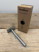 Load image into Gallery viewer, bambaw - metal razor