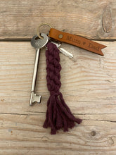 Load image into Gallery viewer, macramé crown knot key ring
